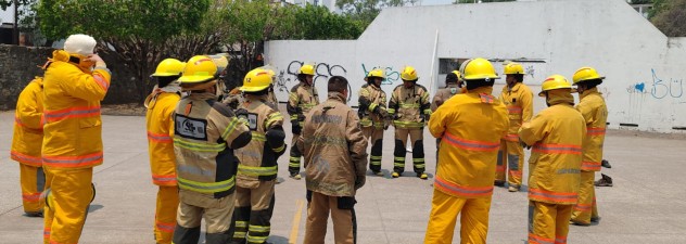 Capacita Secretaría de Administración a Brigada Interna de Protección Civil en materia de prevención y combate de incendios