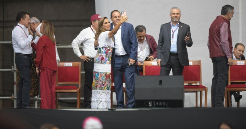 Acompaña Cuauhtémoc Blanco al Presidente López Obrador para celebrar cinco años de la Transformación de México