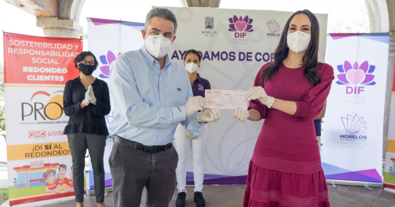 Unidos DIF Morelos y Oxxo en favor de los adultos mayores del estado