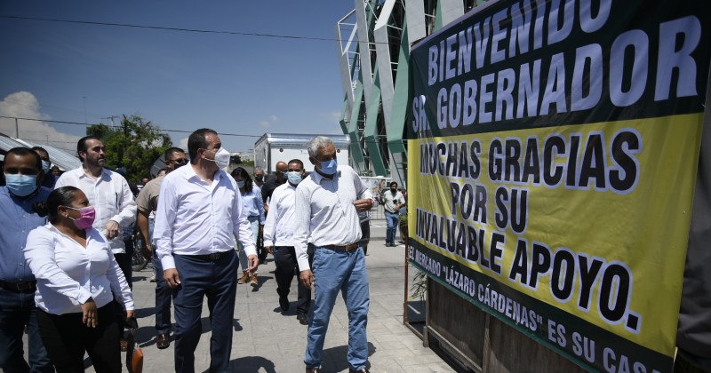 Cumple Gobierno de Cuauhtémoc Blanco con obras de reconstrucción en mercado de Zacatepec