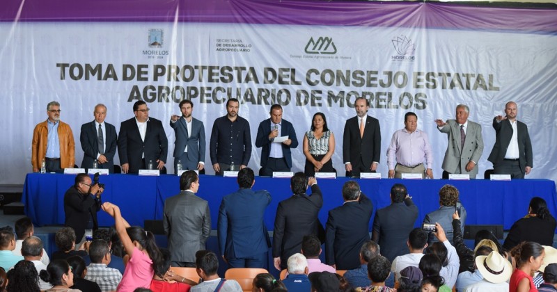  Preside Cuauhtémoc Blanco toma de protesta del Consejo Estatal Agropecuario de Morelos