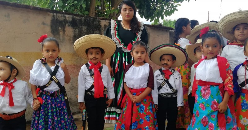 Realizan taller de danza tradicional en Tlaquiltenango