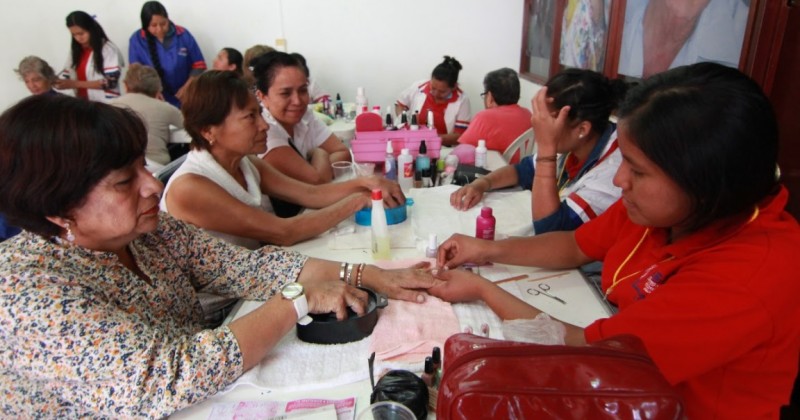 Realiza DIF Morelos Feria de Servicios para Adultos Mayores  