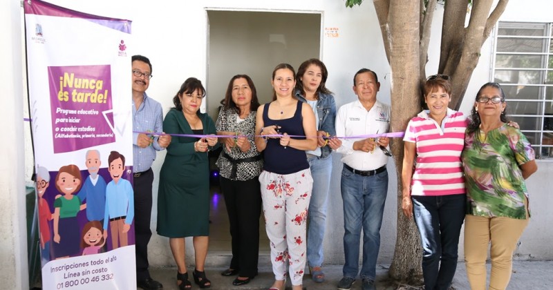 Reinaugura INEEA plaza comunitaria “Plan de Ayala” en Zacatepec