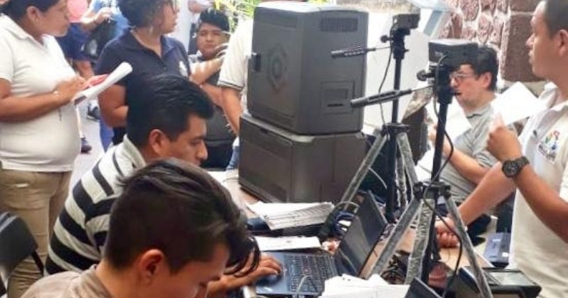 Acerca SMyT trámites para licencia de conducir a pobladores de Tepoztlán  