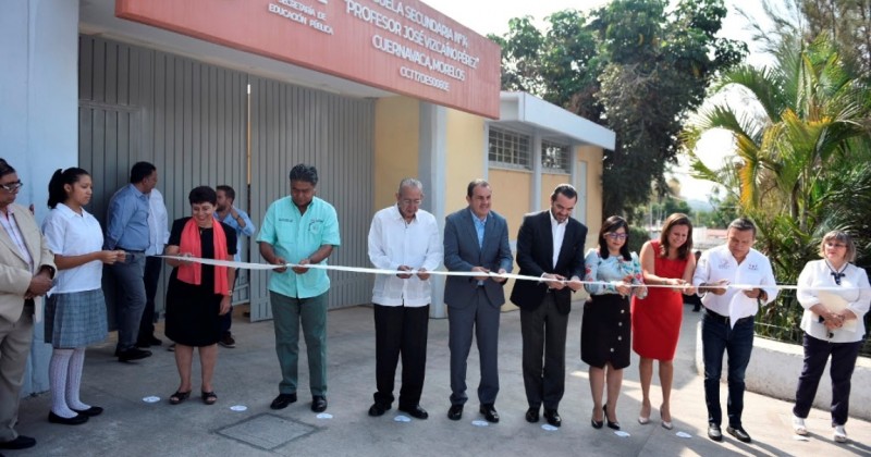 Inaugura Cuauhtémoc Blanco nuevas instalaciones de Secundaria 14 de Cuernavaca