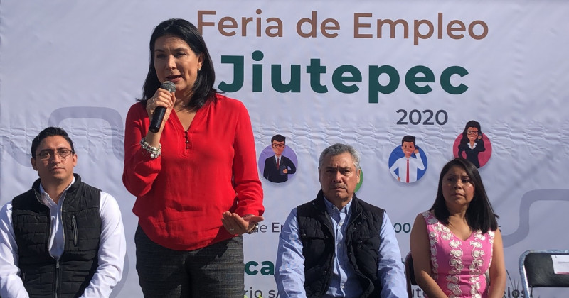 Ofrecen más de 800 plazas laborales en Jiutepec 