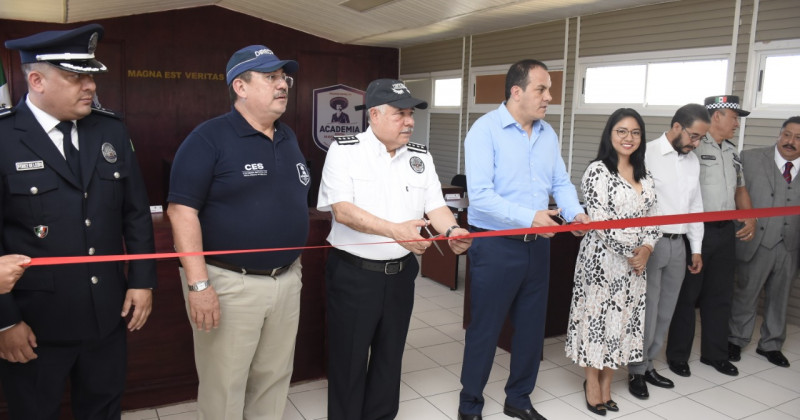 Inaugura Cuauhtémoc Blanco Sala de Juicios Orales en la Academia de Policía
