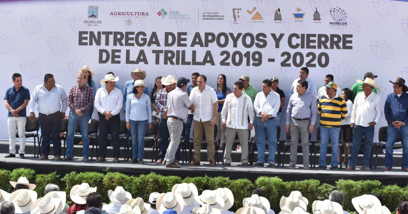 Entrega Cuauhtémoc Blanco apoyos por más de 158 millones de pesos en beneficio del campo
