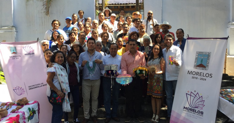 Inaugura Sedeso corredor artesanal indígena en Cuernavaca 