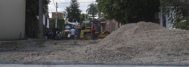 Continúa SOP pavimentación en colonia Maravillas de Cuernavaca