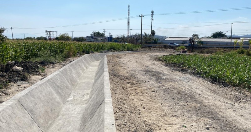 Inspecciona Ceagua canales de riego en el municipio de Xochitepec