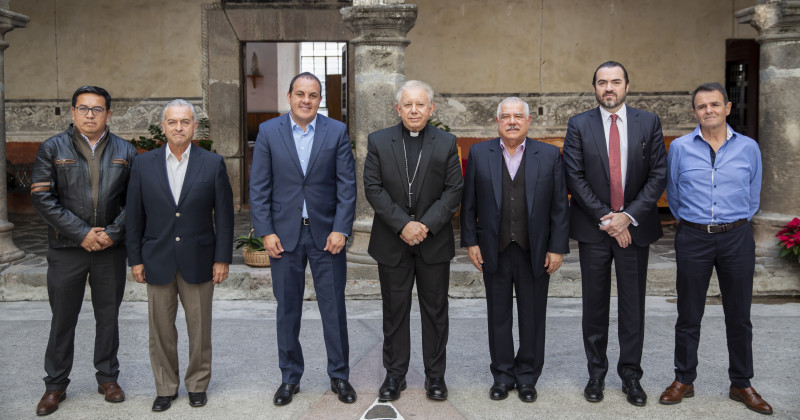 Coinciden Cuauhtémoc Blanco y el Obispo Ramón Castro en trabajar por la paz en Morelos