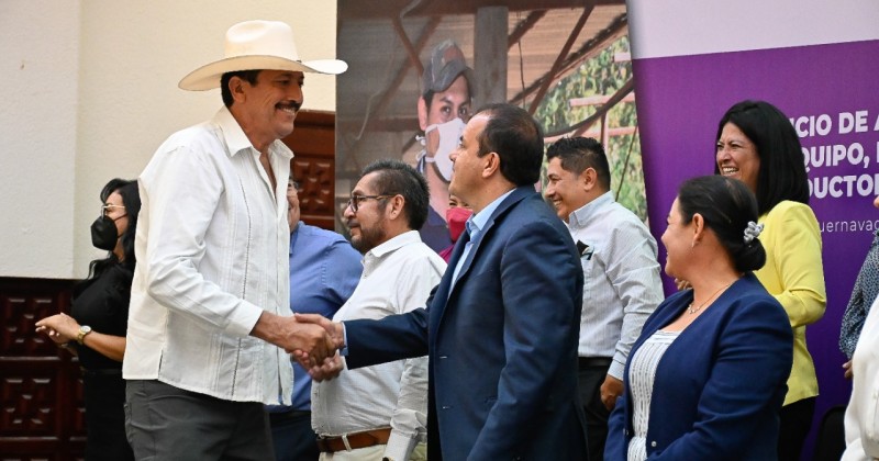 Gobierno de Cuauhtémoc Blanco mantiene apoyos a productores del sector agropecuario, acuícola y rural