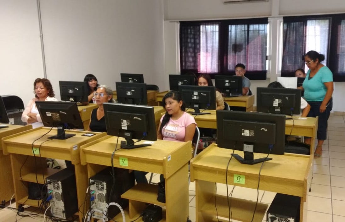 Invita DIF Morelos a cursos de computación básica para toda la familia