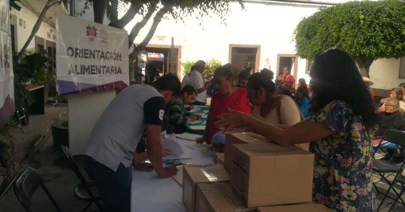 Entrega DIF Morelos apoyos a población vulnerable de seis municipios