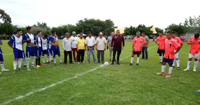 Promover el deporte, uno de los compromisos de Cuauhtémoc Blanco