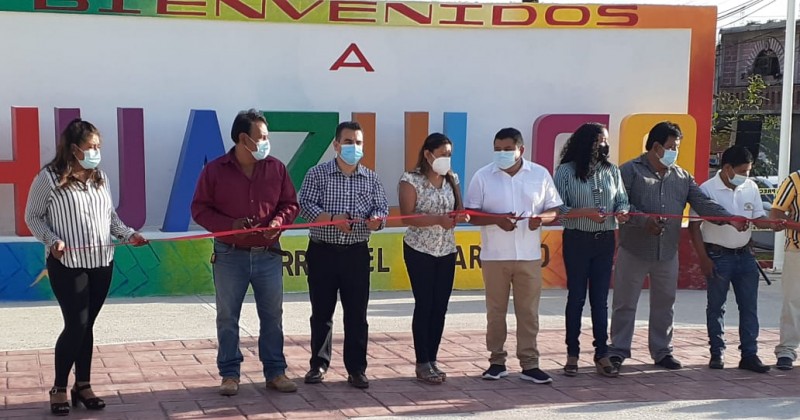 Asiste Secretaría de Gobierno a inauguración de Plaza Cívica de Huazulco en Temoac