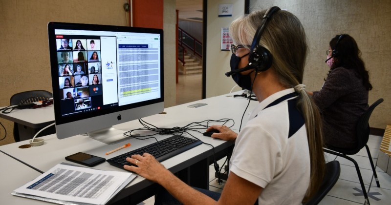 Realiza UTEZ simulacro de examen de ingreso en línea
