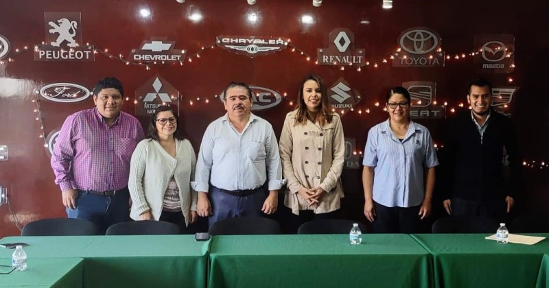 Mantiene Secretaría de Hacienda acercamiento con la  Asociación Mexicana de Distribuidores de Automóviles Morelos