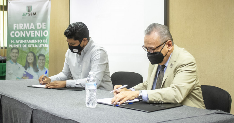 Firman convenio de colaboración UTSEM y Ayuntamiento de Puente de Ixtla