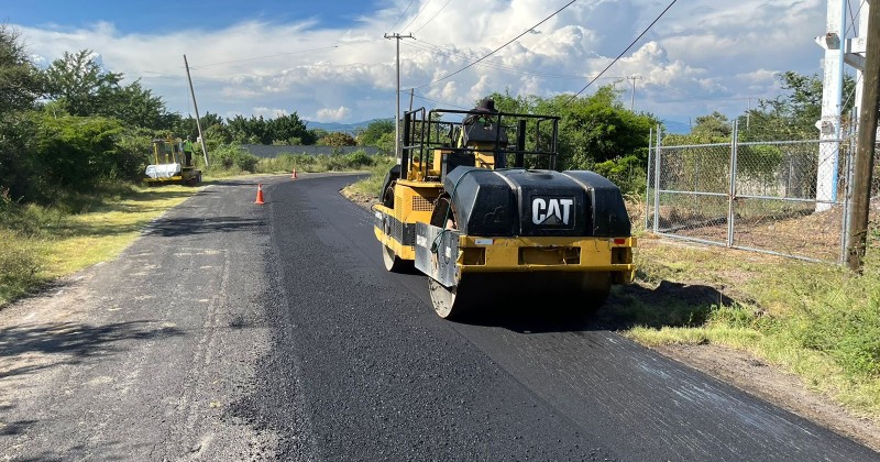 Inician trabajos de rehabilitación del tramo carretero Apancingo – Coatlán del Río