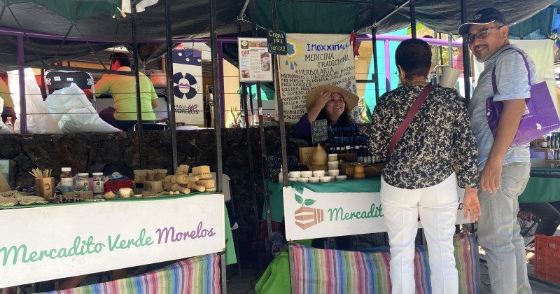 Apoyan el comercio local, justo y solidario del Mercadito Verde Morelos