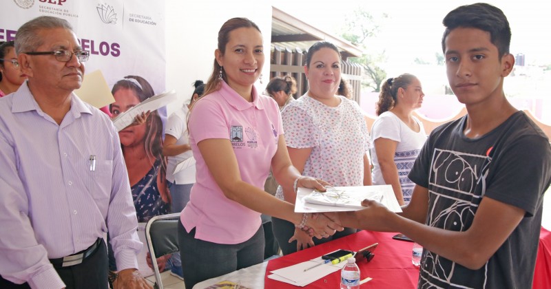 Certifica INEEA Morelos a 143 personas en educación básica