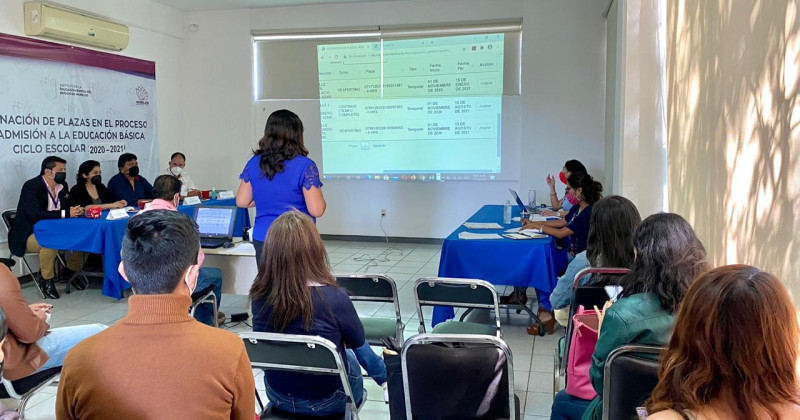 Otorgará IEBEM plazas docentes a maestros de educación básica en Morelos
