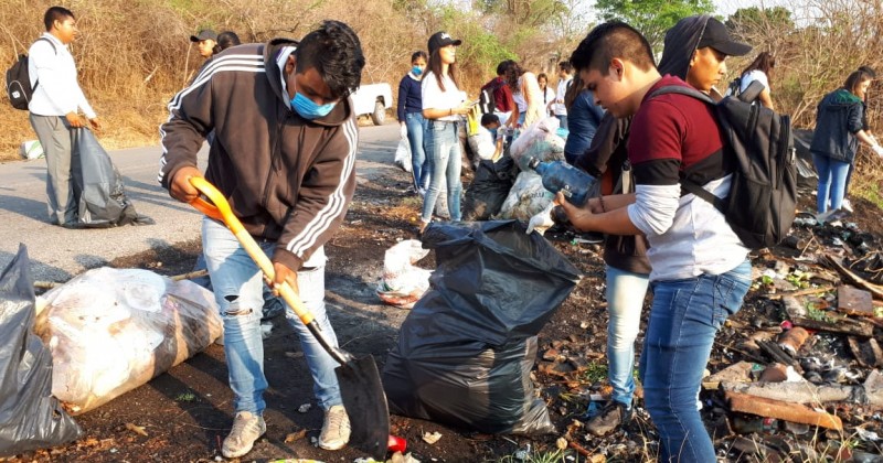 Realizan jornada de limpieza en Tetecalita, Emiliano Zapata