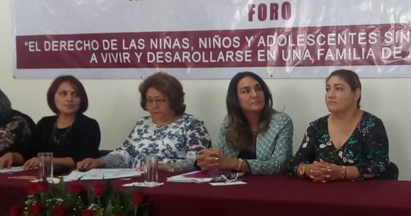 Participa DIF Morelos en Foro sobre Familia de Acogida