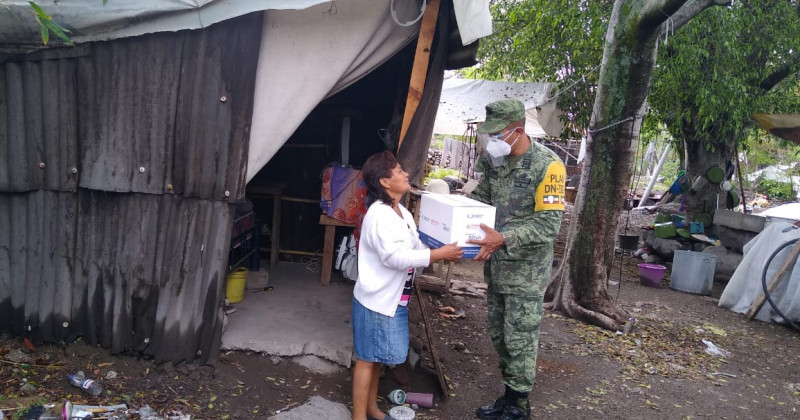 Reparten ayuda destinada a población vulnerable de Morelos