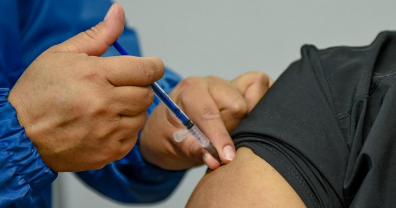Aplicarán segunda dosis de vacuna contra COVID-19 a personal de salud y adultos mayores de Puente de Ixtla