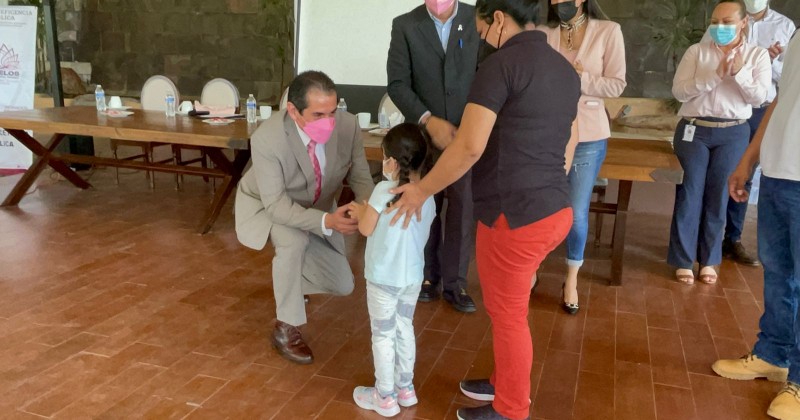 Entrega SSM apoyos funcionales a menores de edad de Yautepec, Miacatlán y Tepalcingo