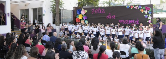 Festejan a madres de familia del Jardín de Niños del Poder Ejecutivo