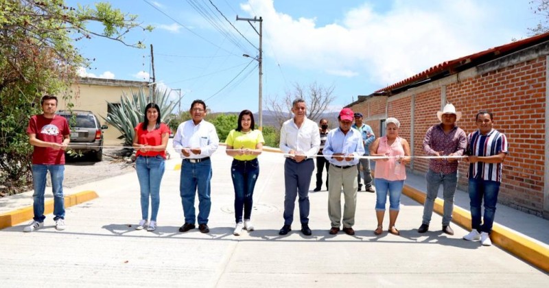 Inaugura Gobierno de Cuauhtémoc Blanco obra de mejora de agua potable, drenaje y pavimentación en Tetecala 