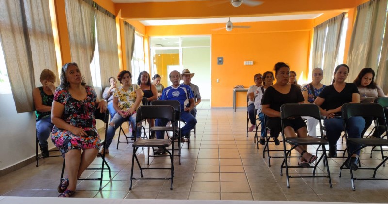 Imparte CEARV capacitación a instancias que atienden a mujeres víctimas de violencia en Coatlán del Río