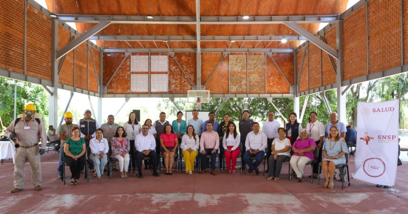 Presentan autoridades sanitarias a municipios de la zona sur plan de trabajo para fortalecer el combate al dengue