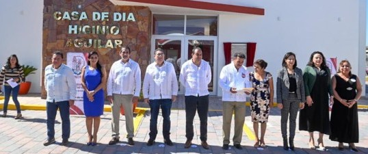 Inaugura Cuauhtémoc Blanco Casa de Día y comedor comunitario en Tepalcingo