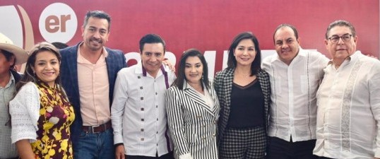 Atestigua Cuauhtémoc Blanco 1er Informe de Gobierno de Rosbelia Benítez, alcaldesa de Tetecala