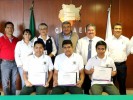 Premian a alumnos ganadores de concurso de matemáticas del Cobaem