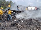 Liquidan incendio en basurero de Huitzilac